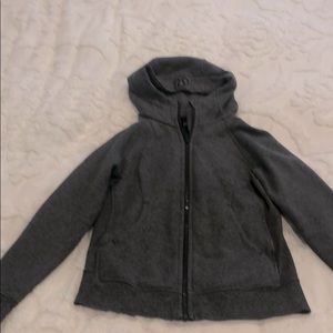 Lululemon jacket size 8